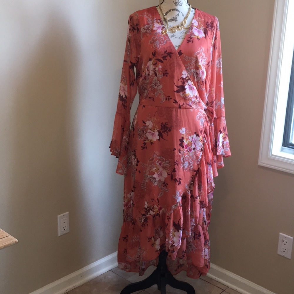 WONDERLY BOHO SHEER FLORAL WRAP DRESS